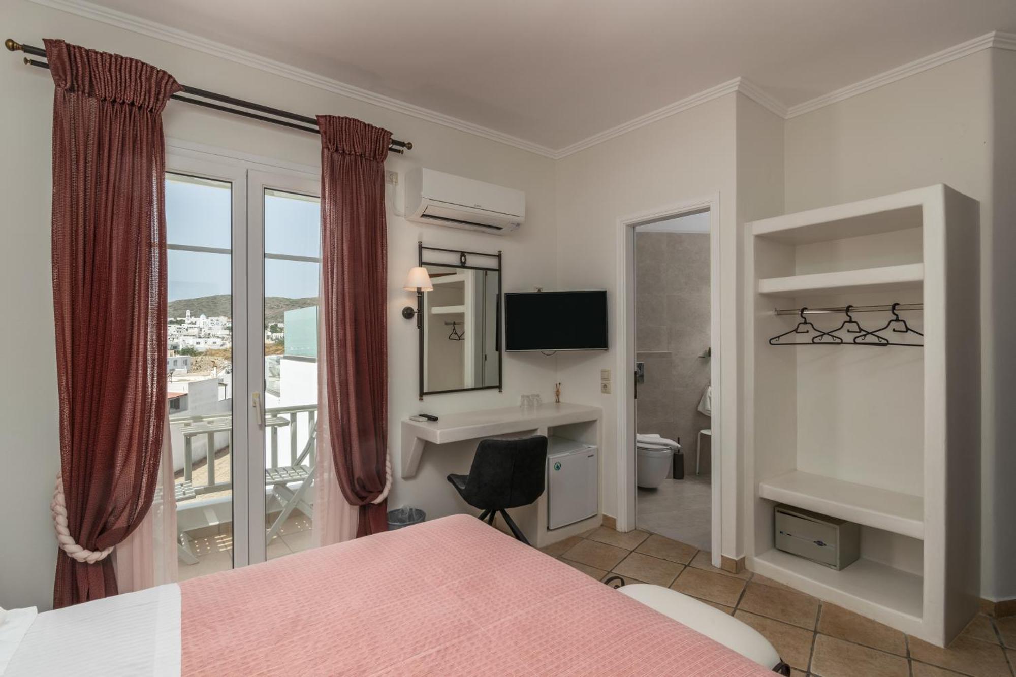 Ostria Hotel